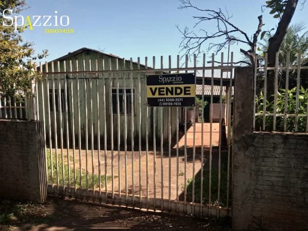 Casa Madeira para Venda em Jardim Pio XII Campo Mourão-PR