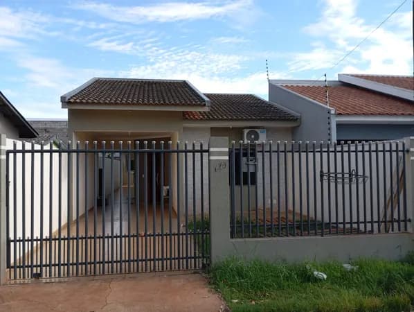 Casa em Campo Mourão - Jardim Aeroporto