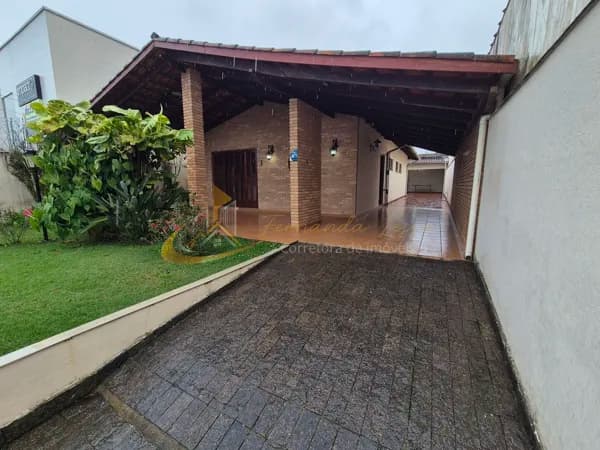 Casa com 4 dormitórios à venda no Indaia Caraguatatuba-SP