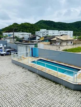 Sobrado em Condomínio à venda com 2 Quartos na Martim de Sá - Caraguatatuba SP