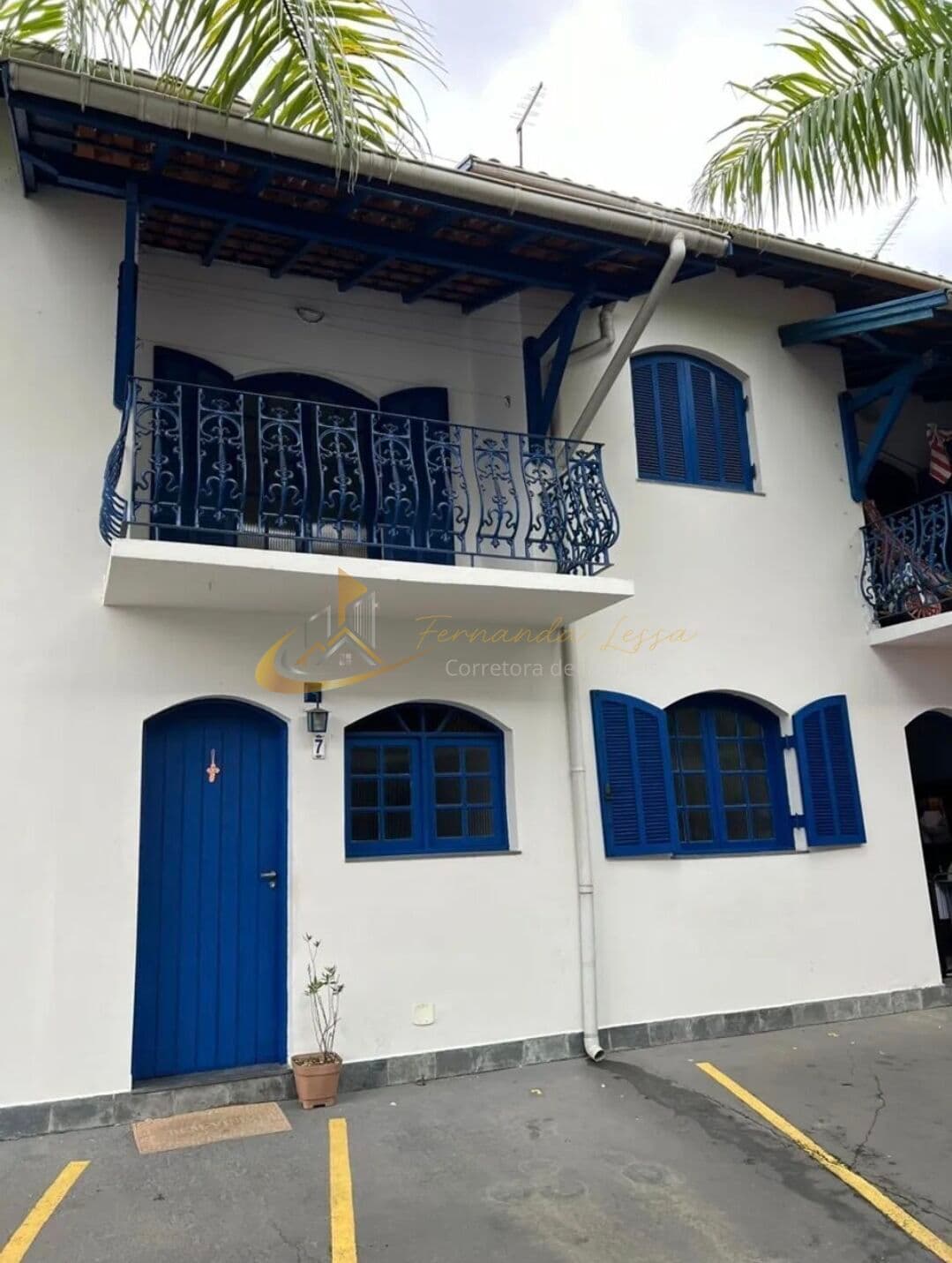 Sobrado com 2 dormitórios à venda no Centro de Caraguatatuba SP