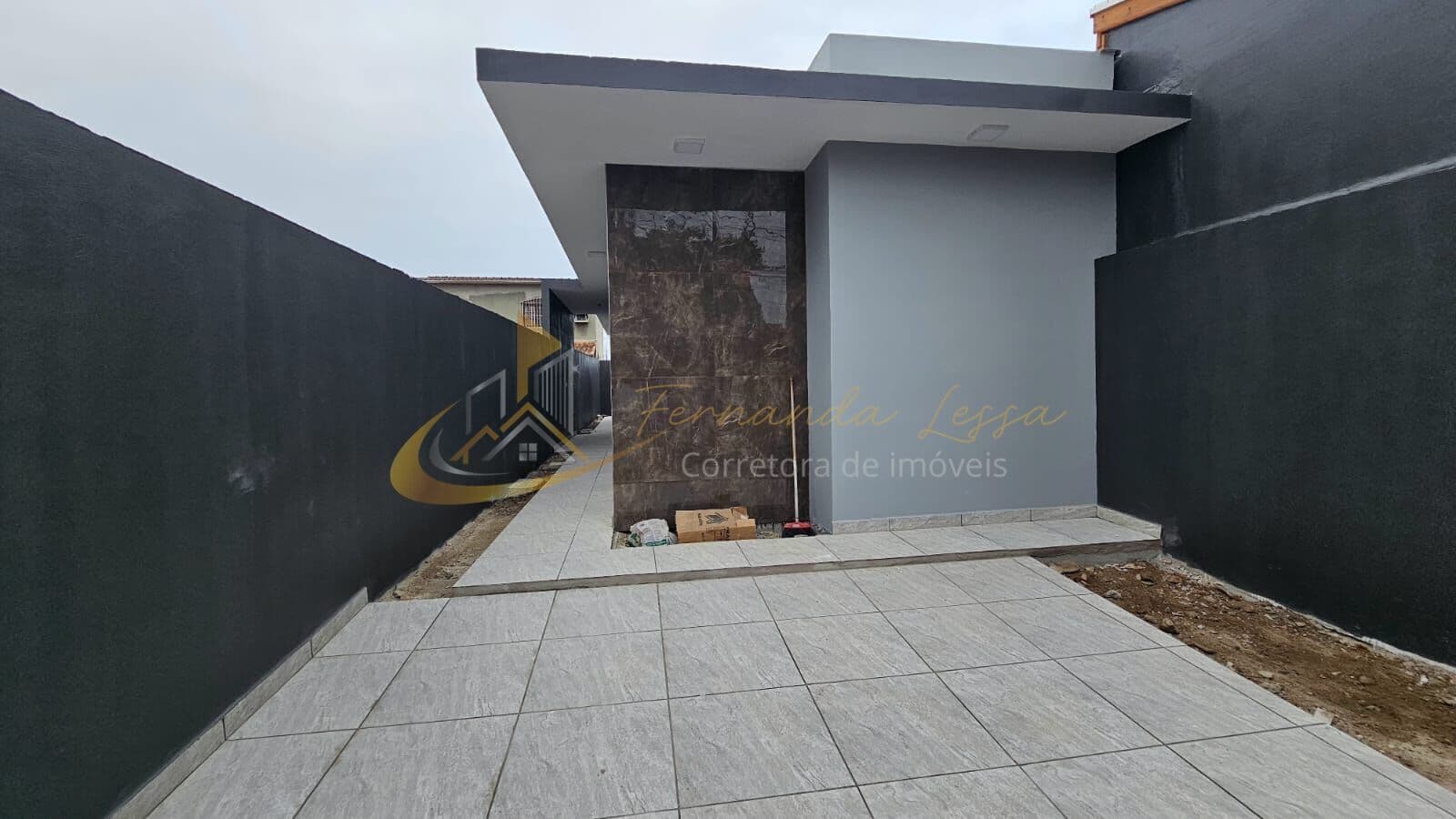 Casa em Caraguatatuba - Balneário dos Golfinhos