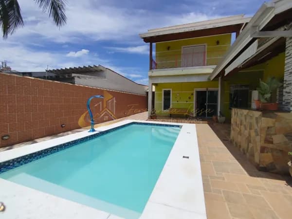 Casa à venda com 4 dormitórios no Jd Aruan - Caraguatatuba SP