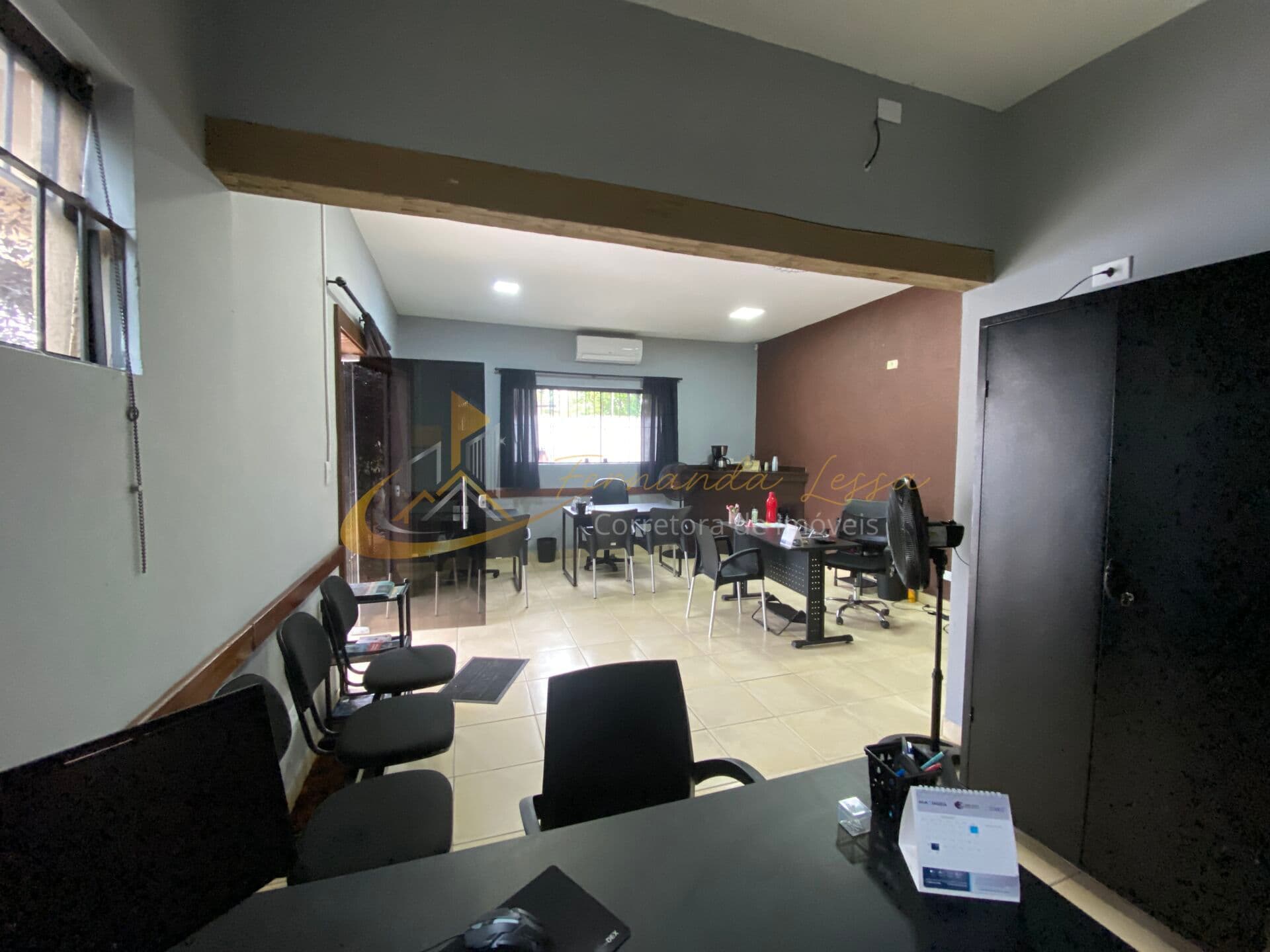 Casa Comercial com Edícula Residencial para Venda - Centro, Caraguatatuba