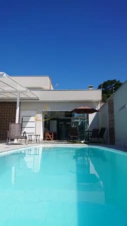 Casa à venda, com 03 dormitórios, Praia do Massaguaçu - Caraguatatuba, SP