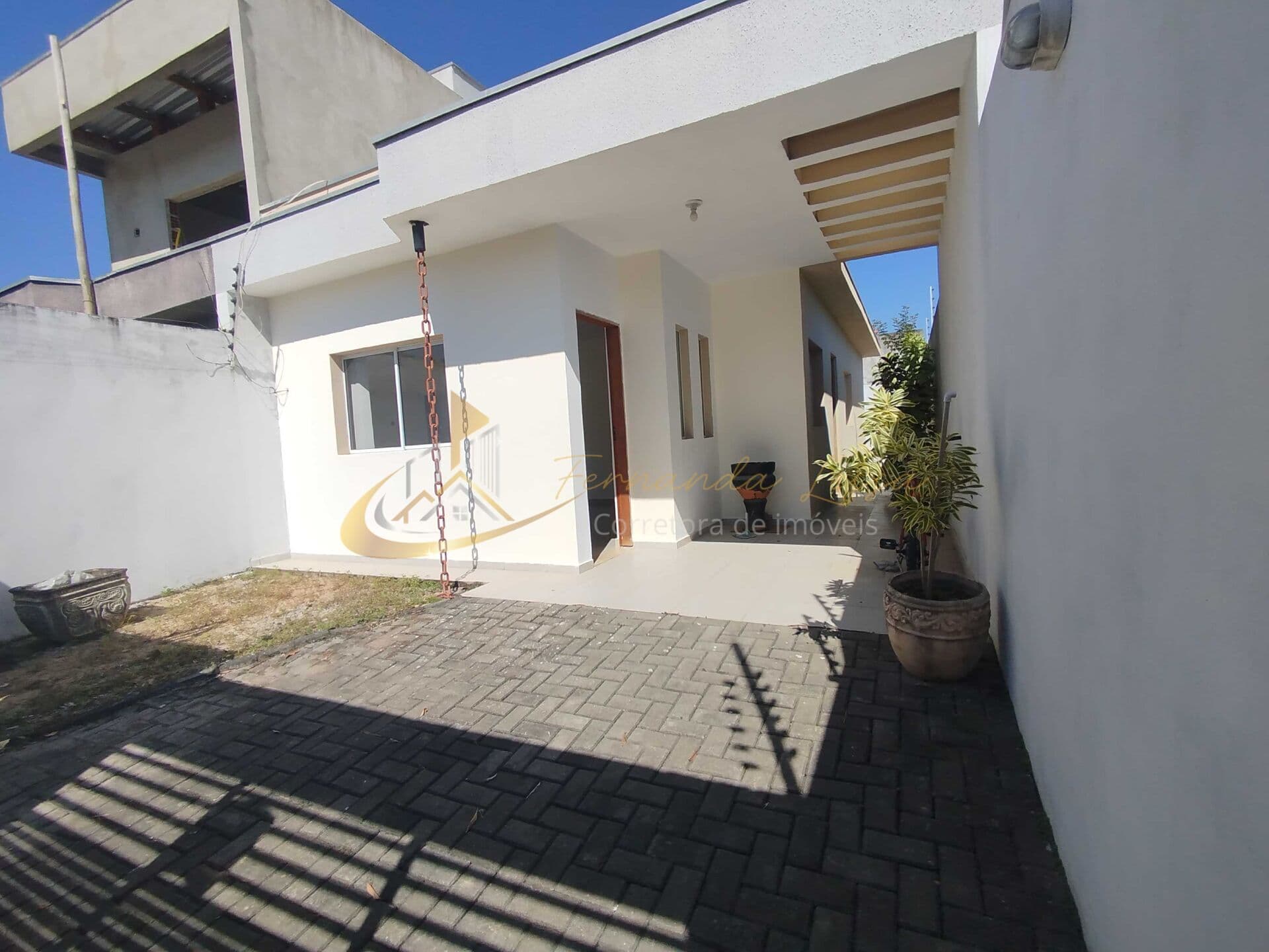 Oportunidade no Bairro Golfinho 50 metros da pista - Caraguatatuba-SP
