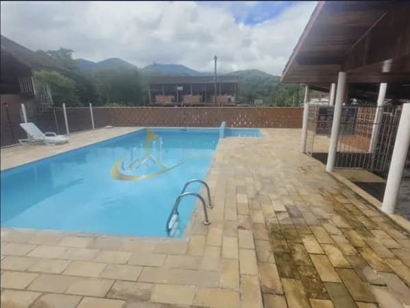 Kitnet à venda próximo a praia de Maranduba - Ubatuba/SP