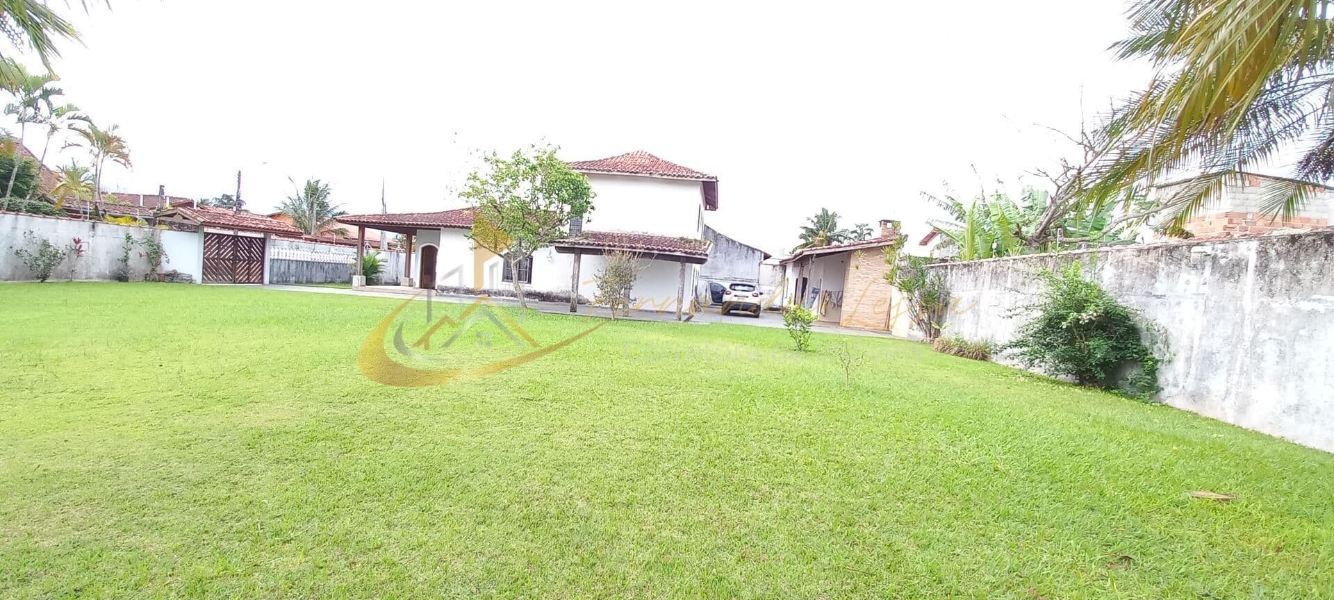 Excelente sobrado de Alto Padrão Praia das Palmeiras - Caraguatatuba-SP