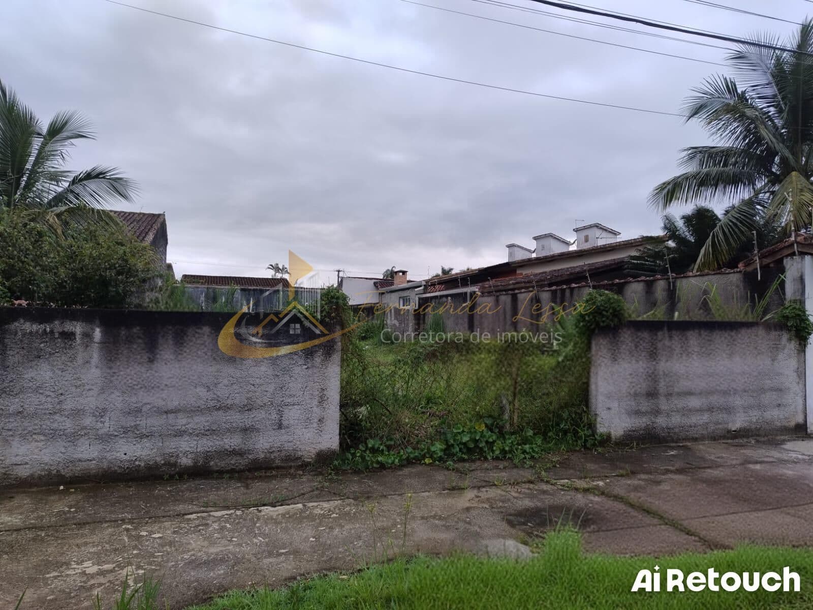 Terreno à Venda, 300 m² por R$ 320.000 Massaguaçu , Caraguatatuba-SP