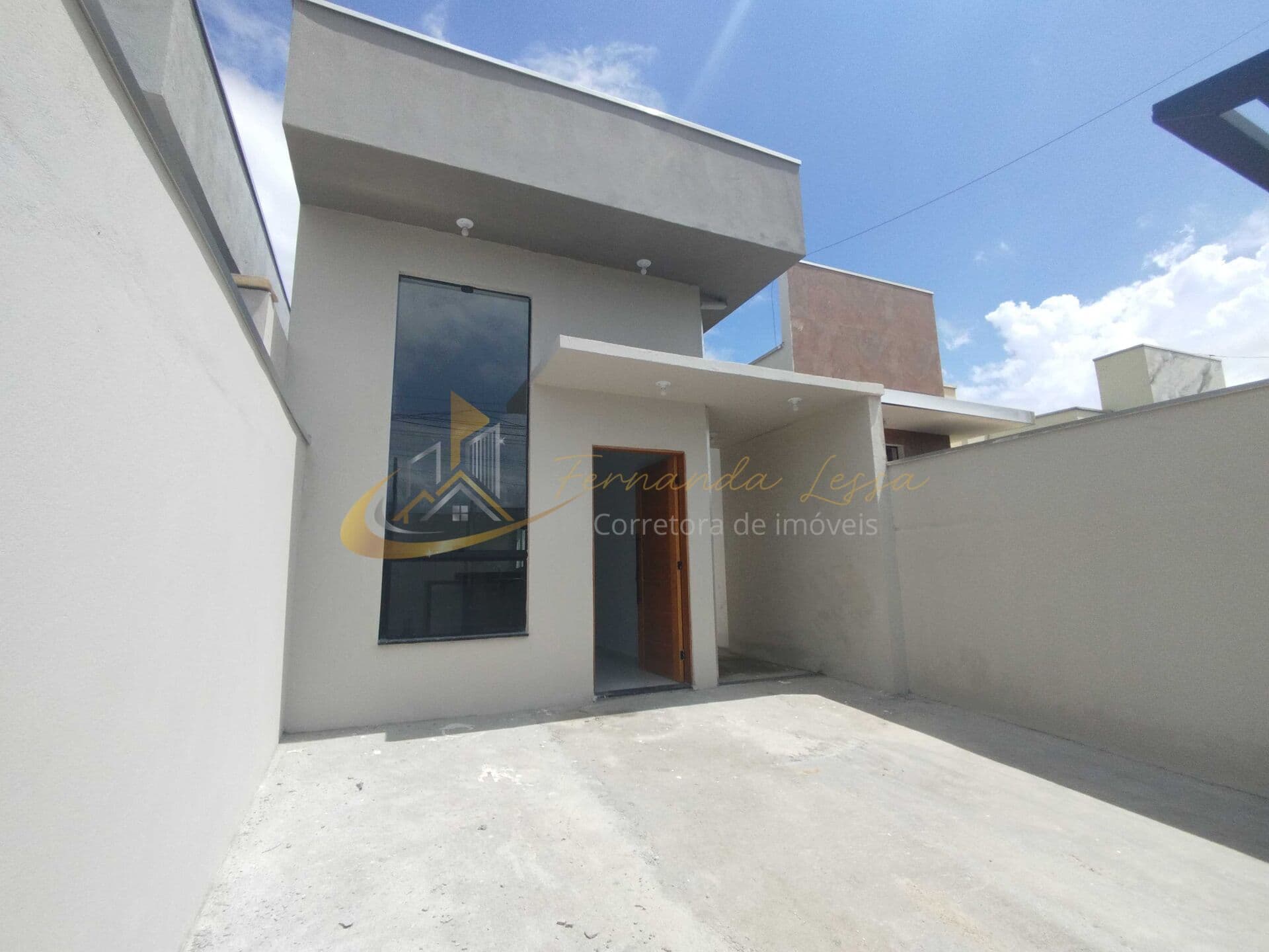 Casa em Caraguatatuba - Balneário dos Golfinhos