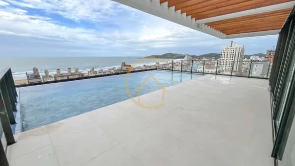 Apartamento em Laguna - Centro