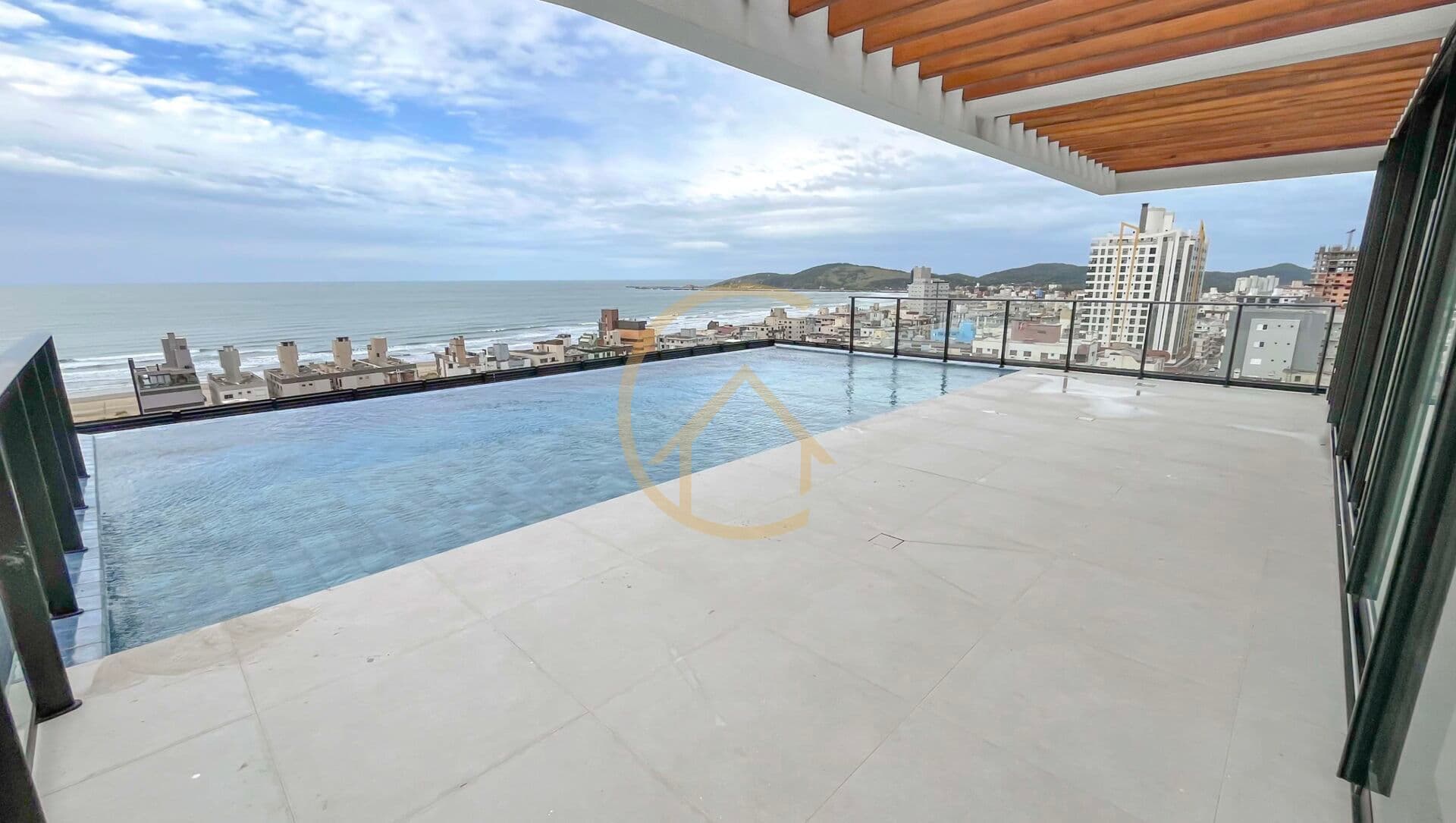 Apartamento em Laguna - Centro