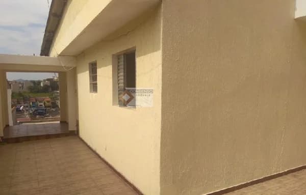 Casa Padrão para Venda em Jardim Itapark Novo Mauá-SP