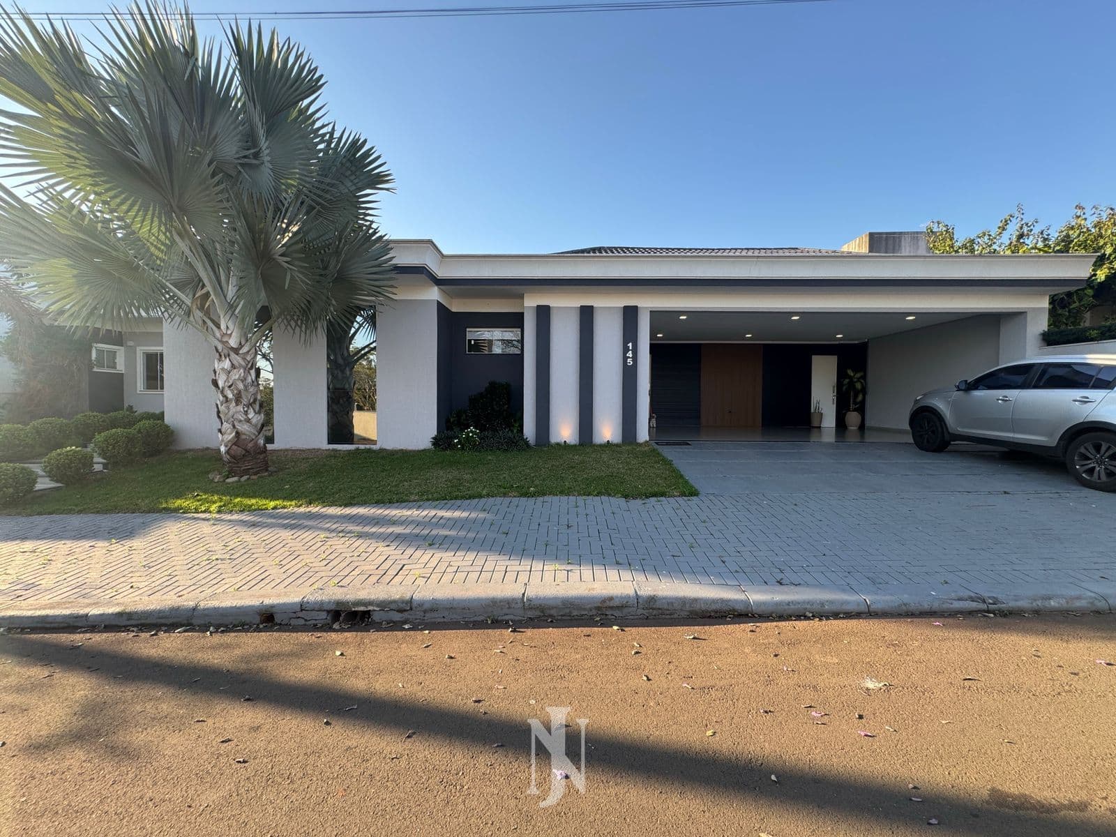 Casa alto padrão a venda - mobiliada - Condomínio Dom Olívio
