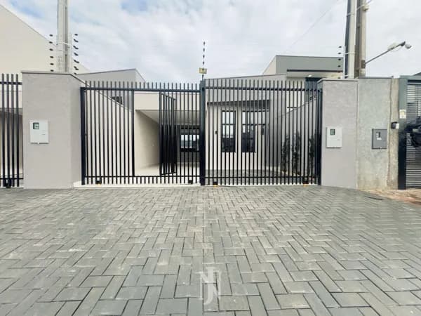 Casa a venda - Jardim Ipe IV - 3 quartos, sendo uma suíte