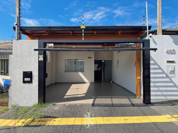 CASA A VENDA - BAIRRO IPE III - COM SPA
