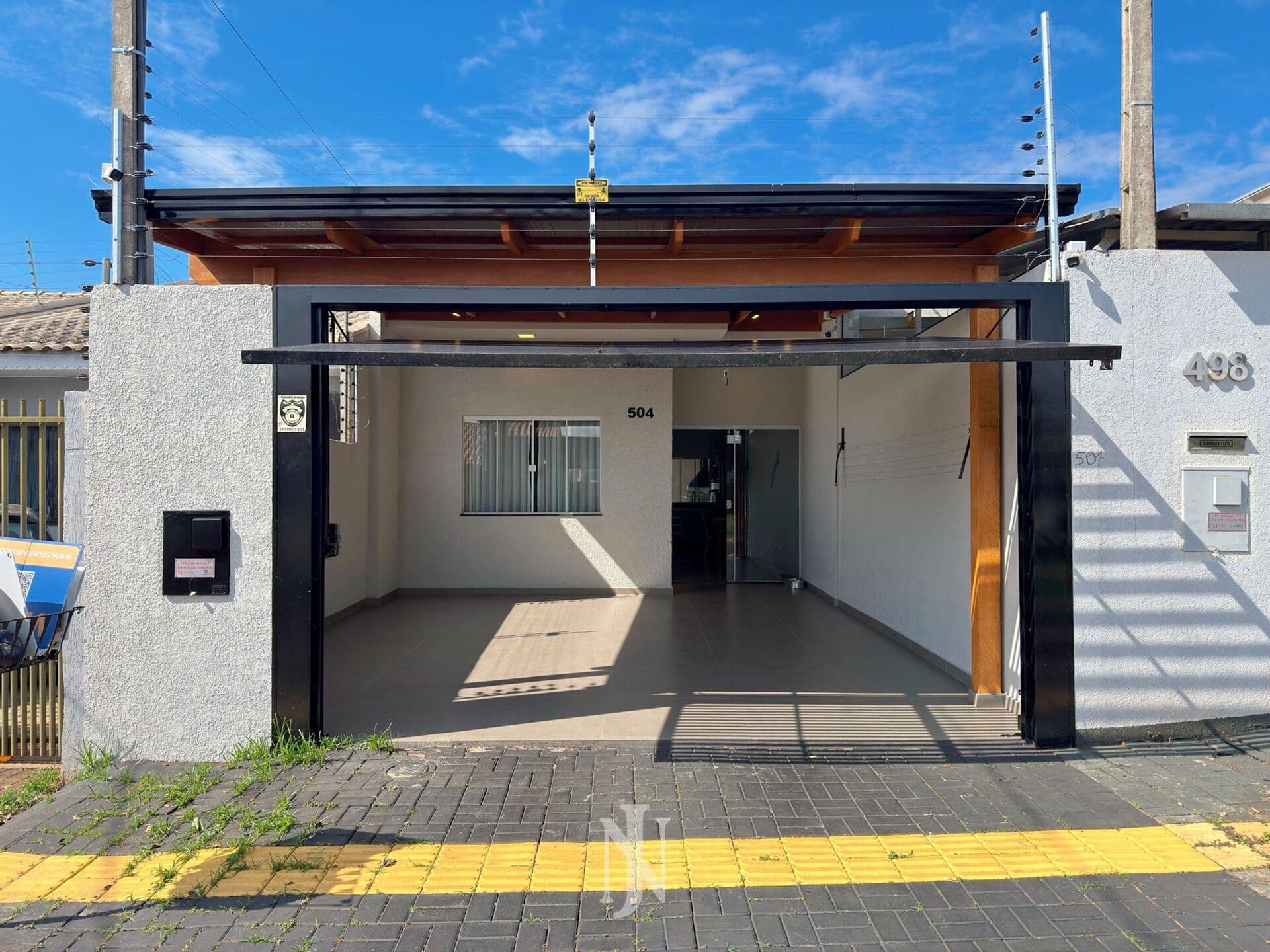 CASA A VENDA - BAIRRO IPE III - COM SPA