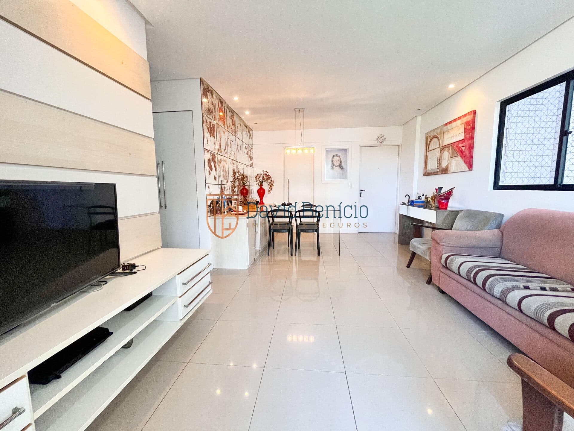Apartamento à venda com 3 Quartos na Vera Arruda, R$ 569.000,00