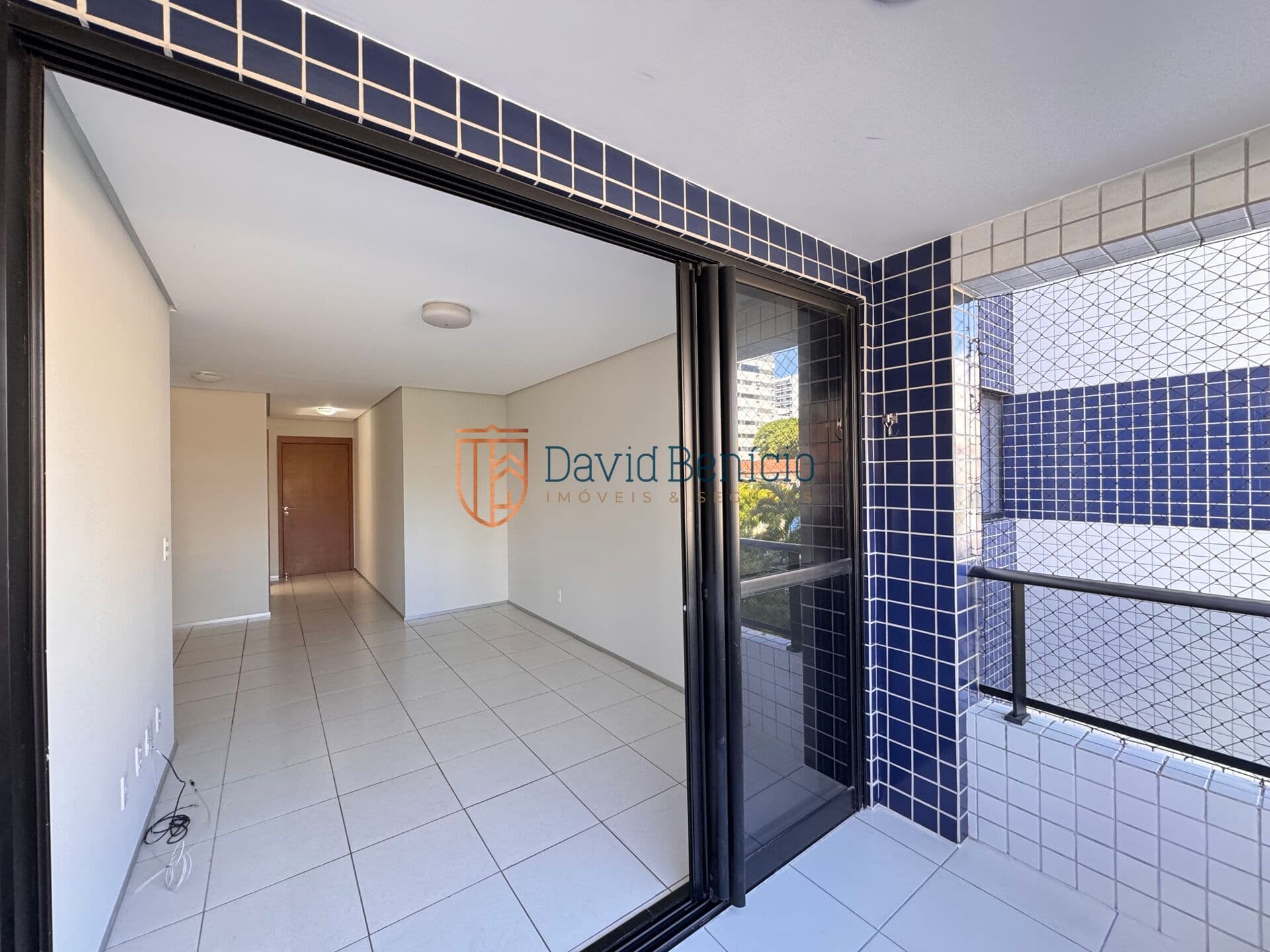 Apartamento à venda com 3 quartos na Abdon Arroxelas, R$710.000,00