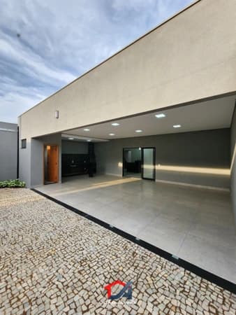 CASA A VENDA NO JARDIM ADELINHA