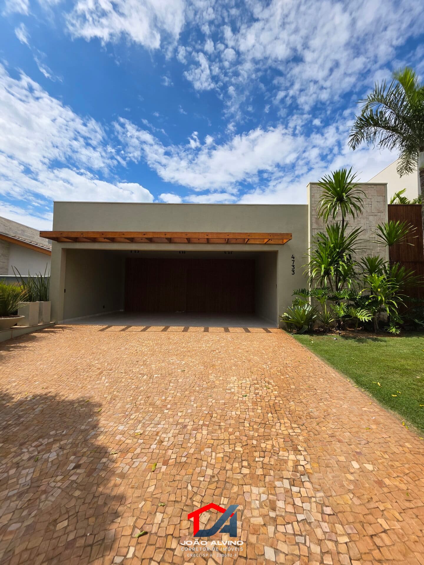 Casa no Condomínio São Vicente- FRANCA-SP