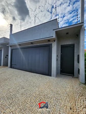 Casa a venda no Prolongamento do Ângela rosa
