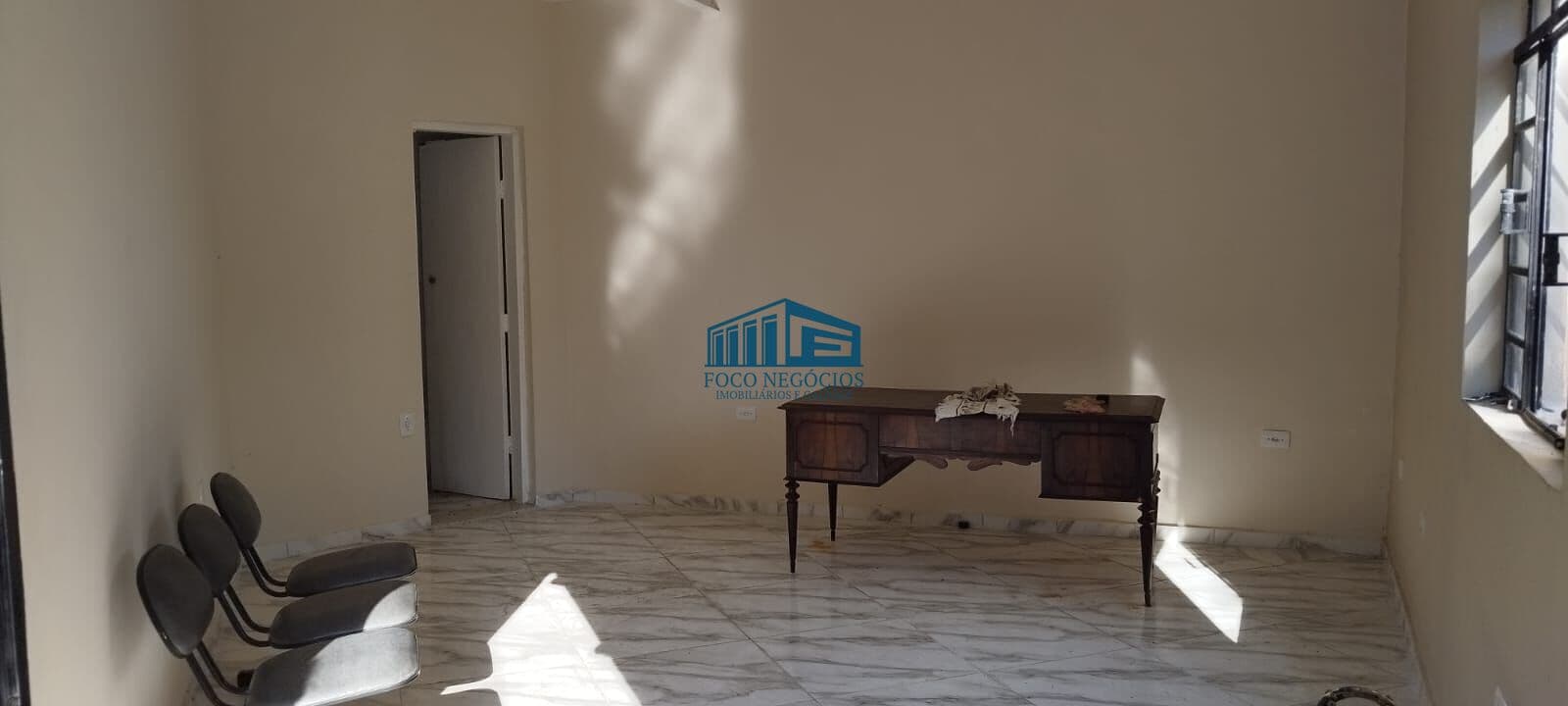 Galpão Comercial - Oportunidade Incrível!