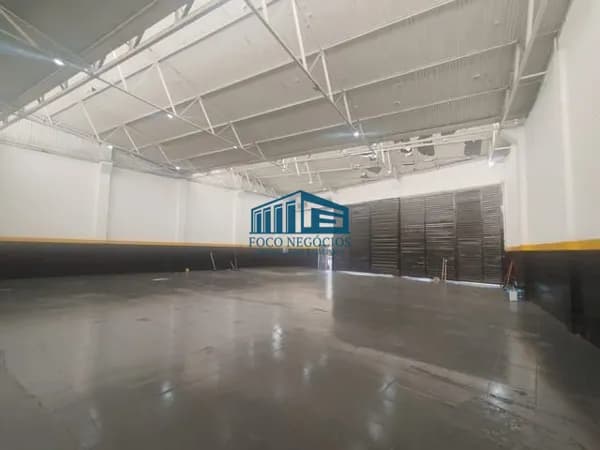 Galpão para Alugar - 978 m² - Piraporinha, Diadema/SP