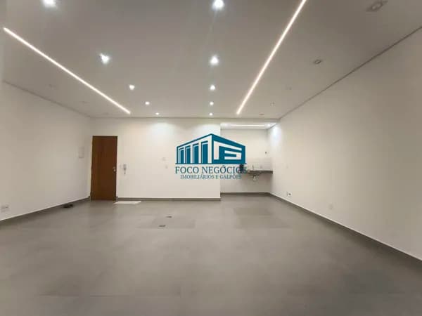 🏢 SALA COMERCIAL – OPORTUNIDADE NO CENTRO SERRARIA!