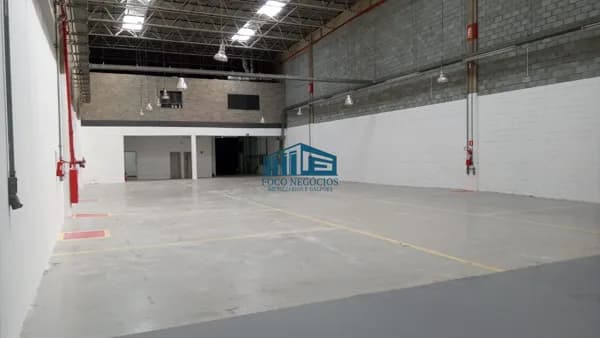 Galpão Comercial com Infraestrutura Completa e Segurança 24 Horas