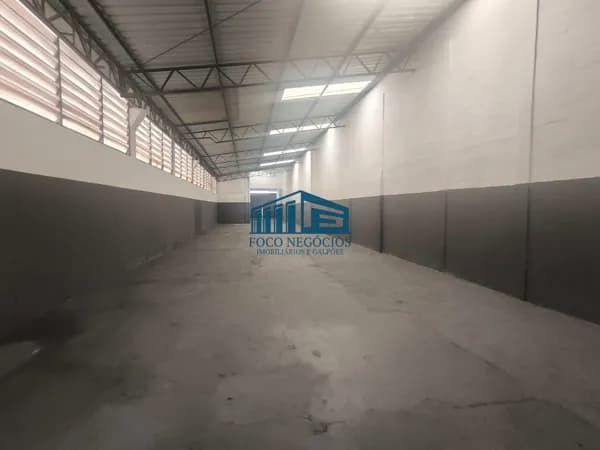 Galpão para alugar, 454 m² por R$ 10.000/mês - Vila Oriental - Diadema/SP.