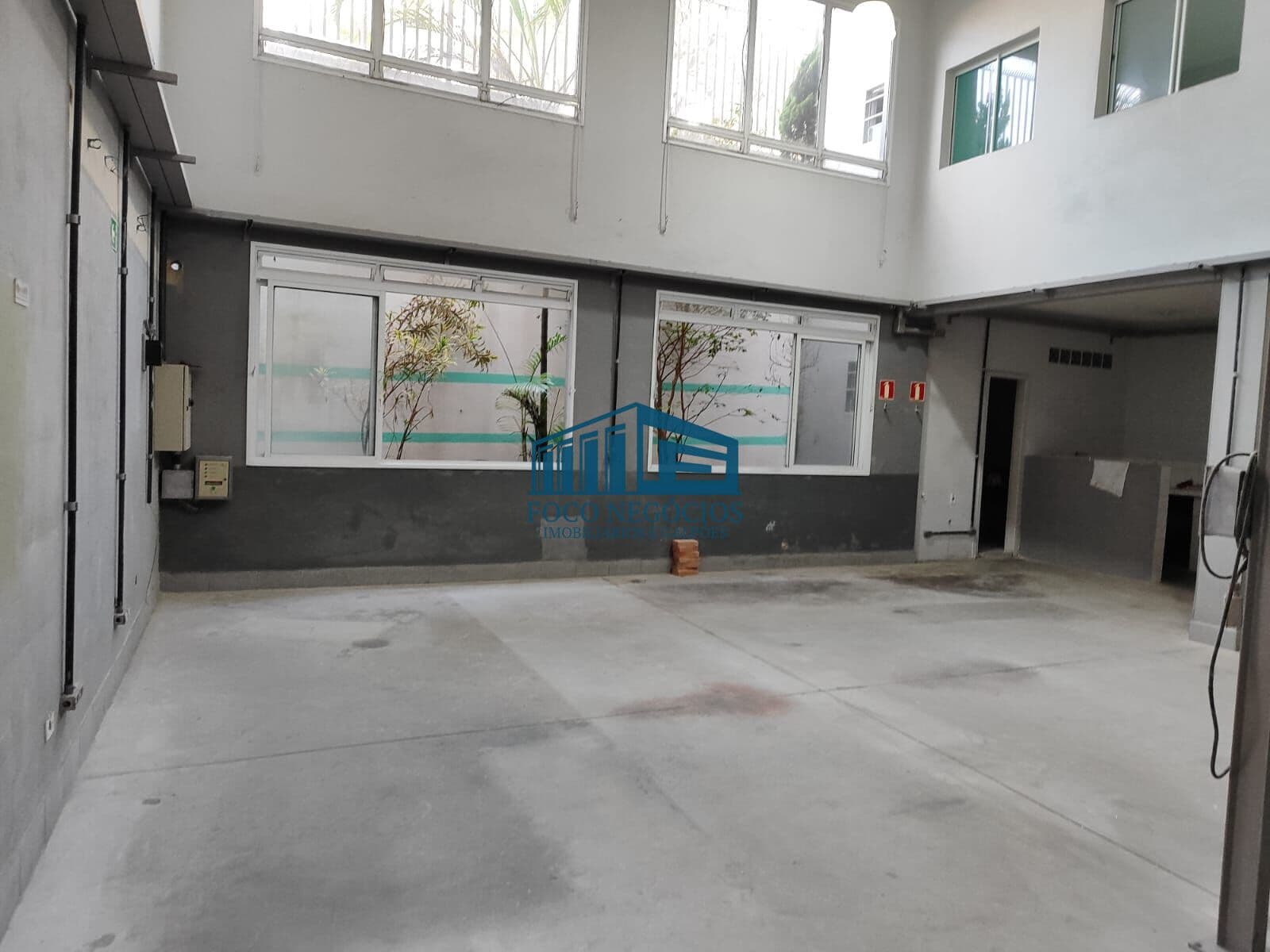 Galpão para alugar, 377 m² por R$ 9.650/mês - Jardim Maria Helena(Serraria) - Diadema/SP