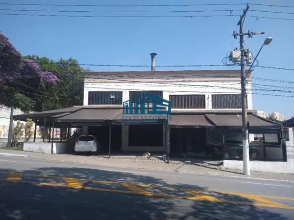 Loja / Salão Comercial em Localização Estratégica