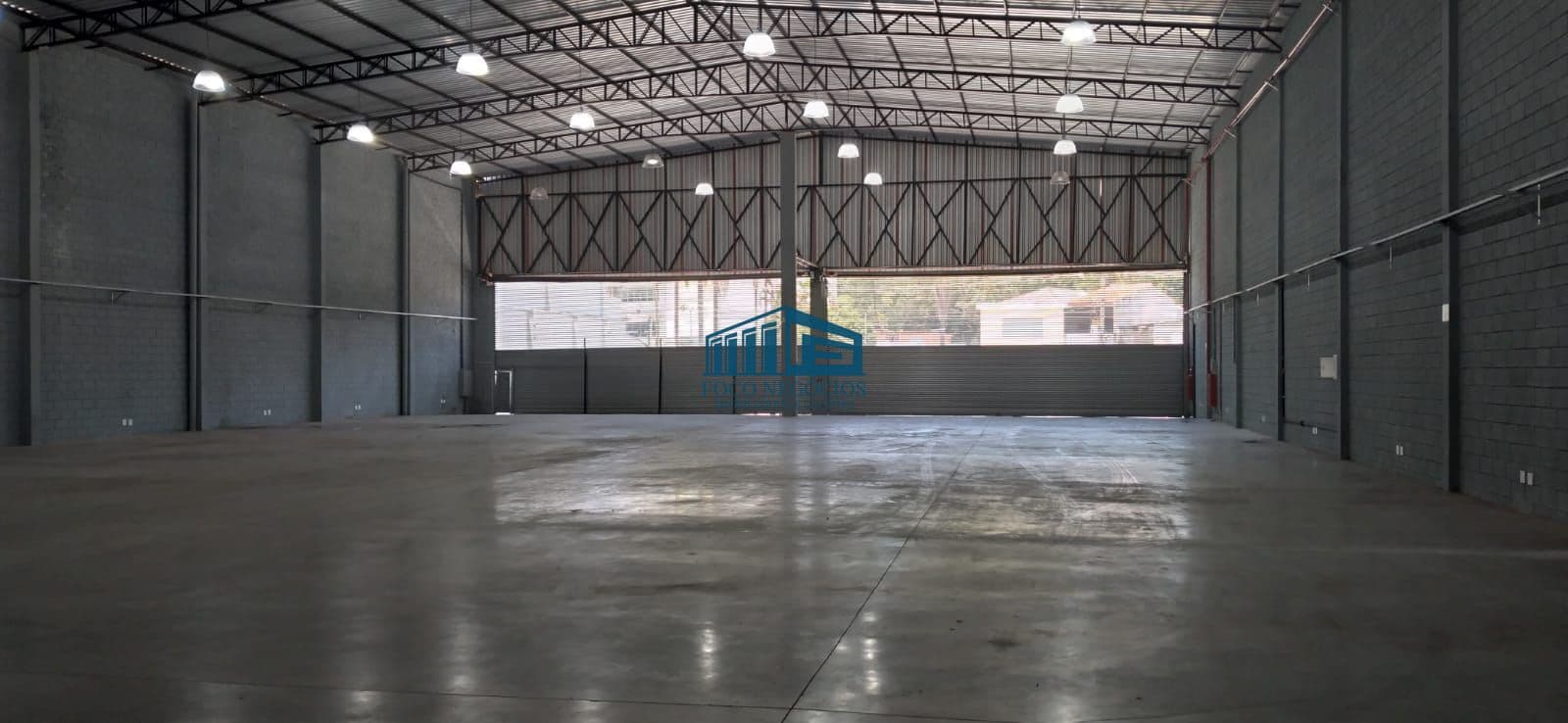 ALUGO LINDO GALPÃO COMERCIAL - SEMI-NOVO