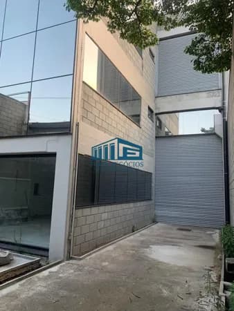 Excelente Oportunidade: Galpão/Loja Comercial