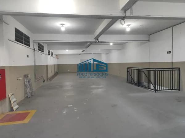 Salão Comercial (2 Pavimentos) Para Locação