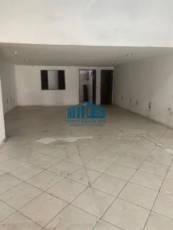 Salão Comercial em ótima localização, ao lado do Shopping Praça da Moça