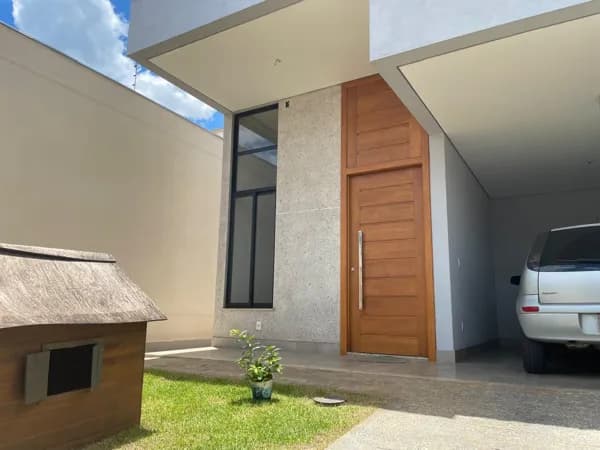 Excelente casa a venda no Centro de Lagoa Santa