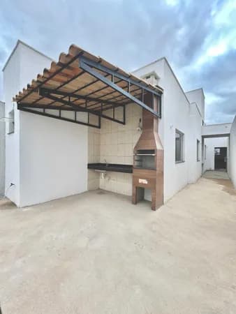 Casa linda a venda no Bairro Cachoeira em São José da Lapa