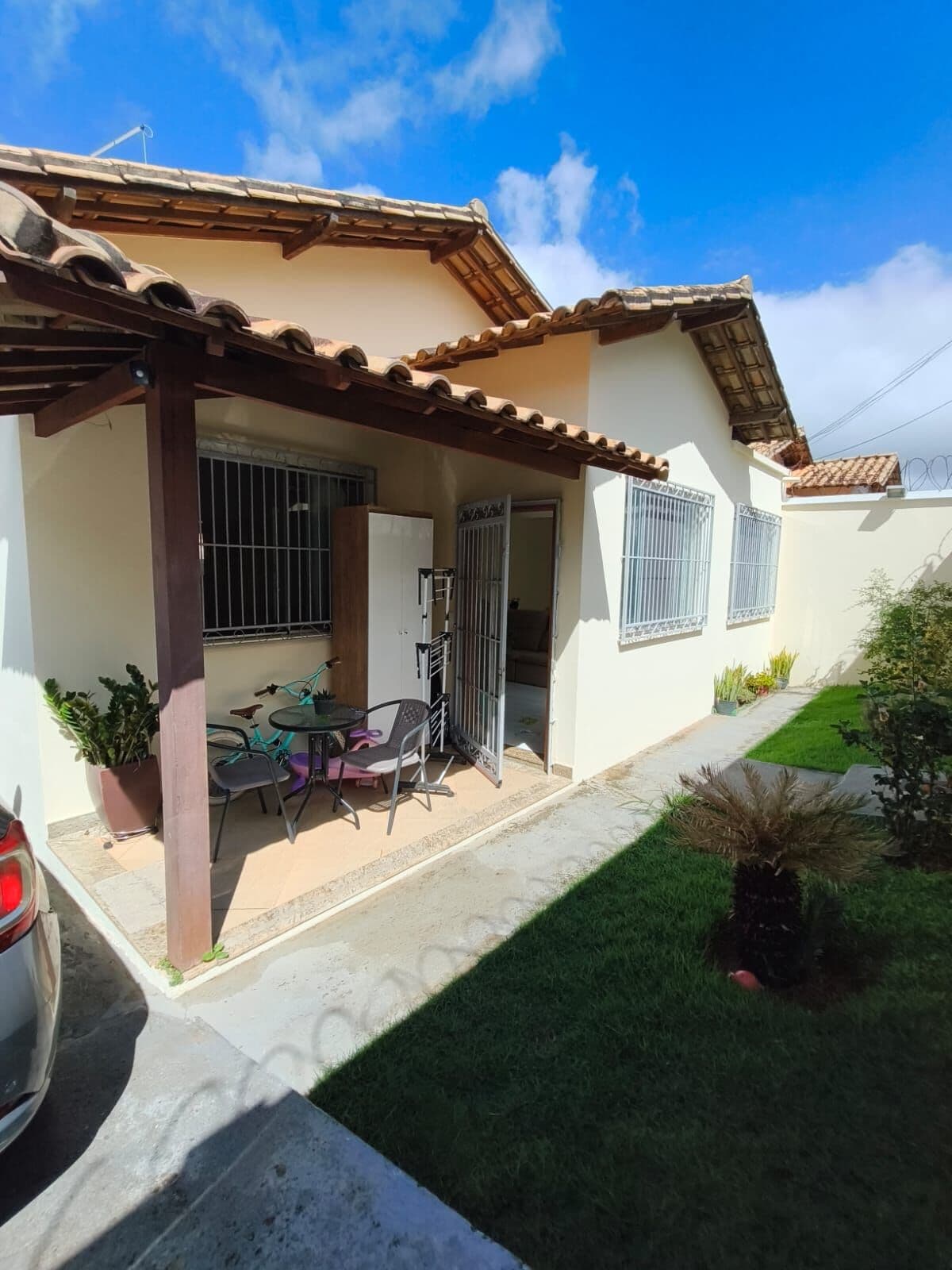 Casa de esquina excelente localização em Lagoa Santa