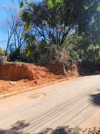 Terreno de 450m bairro Cachoeira em São José da Lapa