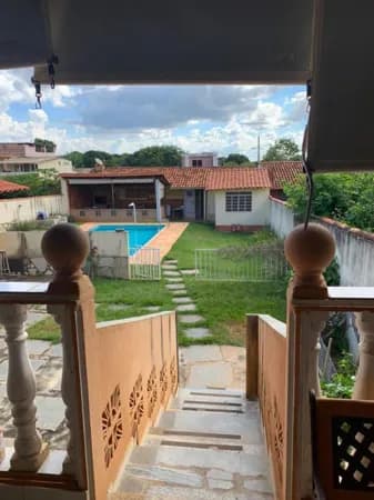 Excelente casa de 168m com piscina a venda no Bairro Joá