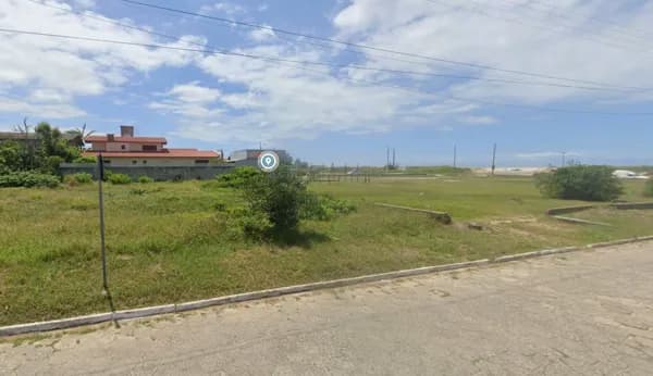 Terreno no Loteamento Paiquere a 100 metros do Mar