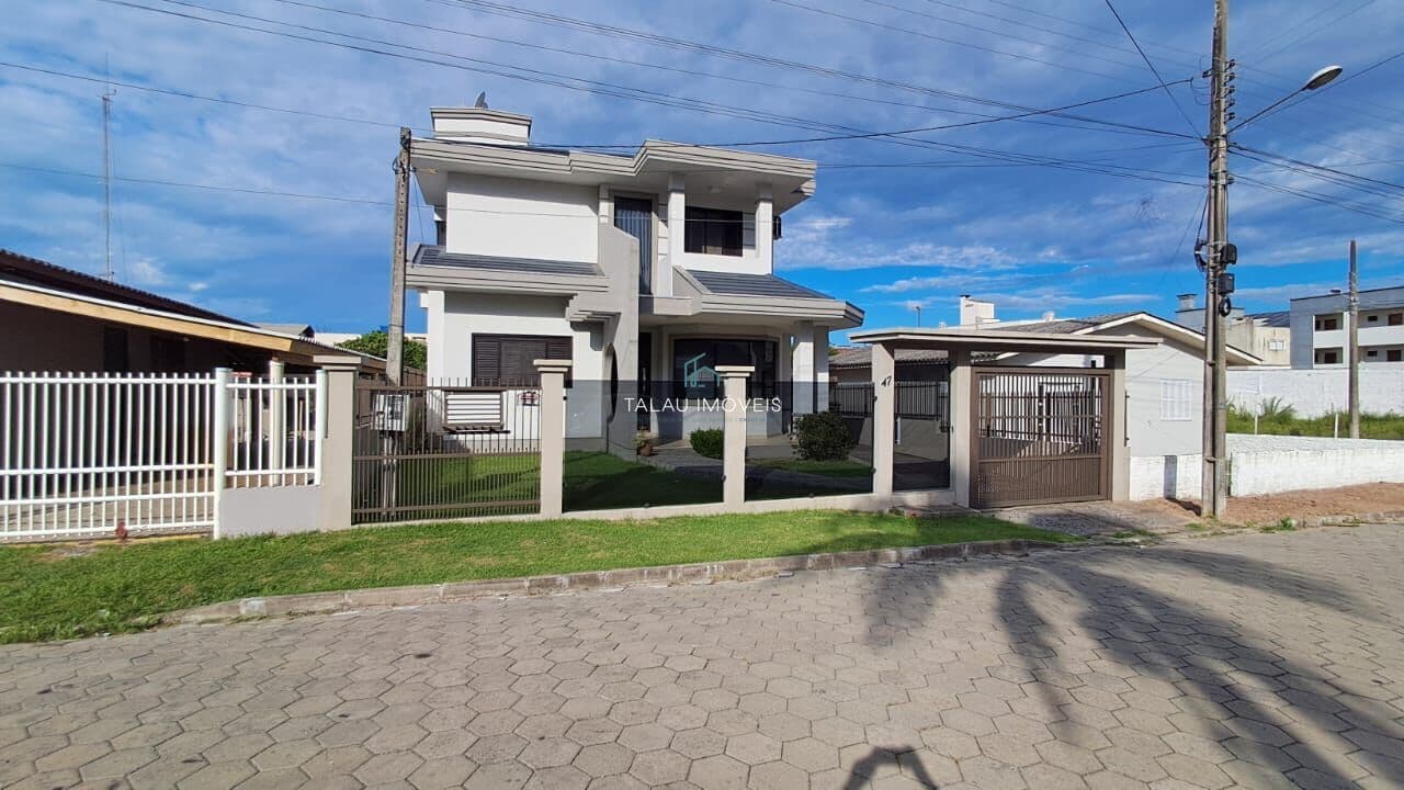 Casa Alto Padrão no Bairro Jardim das Avenidas