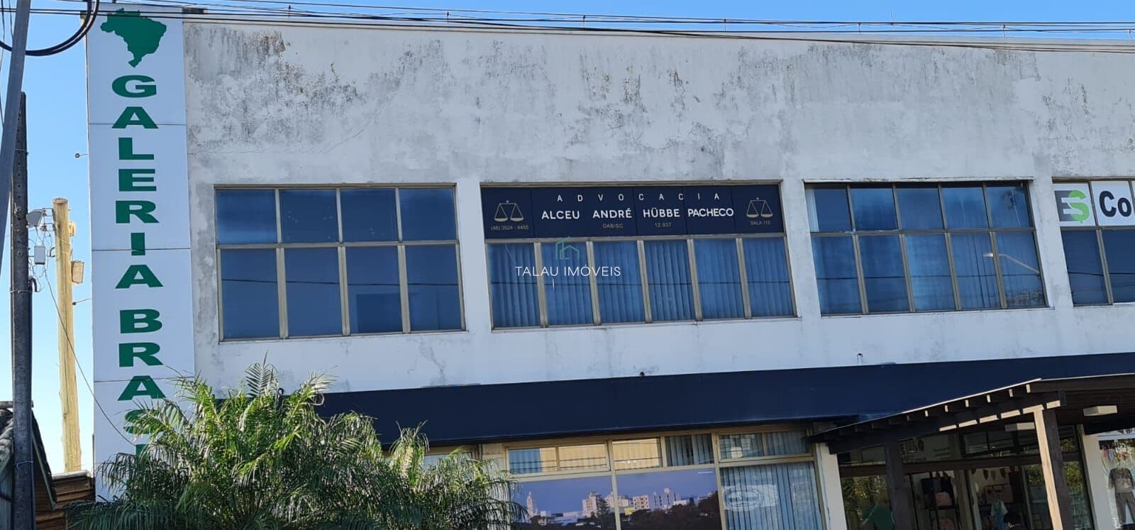 Sala comercial no Centro de Araranguá, Ao Lado do Fórum da Comarca.