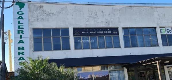 Sala comercial no Centro de Araranguá, Ao Lado do Fórum da Comarca.