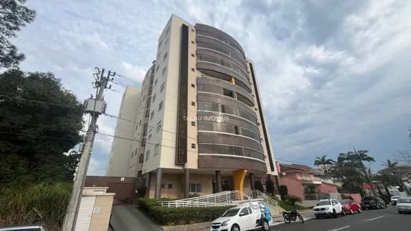 Apartamento Alto Padrão, Residencial Vila De Rei no centro da cidade.