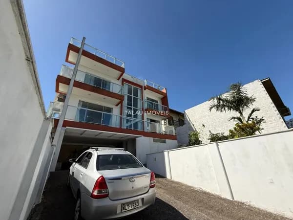 Uma Casa diferente, única e prontinha
