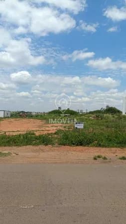 Terreno Lote próximo ao Comboio