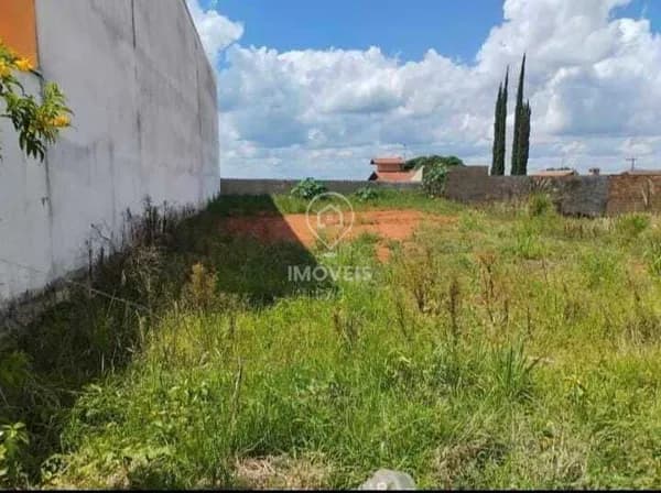 Terreno em Conjunto Habitacional Boa Vista, Araxá/MG